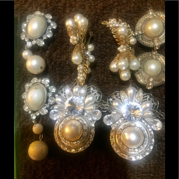 Clip Pearl Earrings Bundle of Four Pair 1” to 2” - Picture 1 of 13